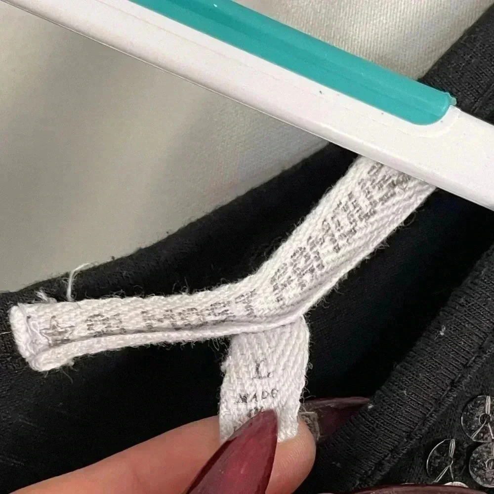 Almost Famous bat wing firework sequins shirt - Picture 4 of 4